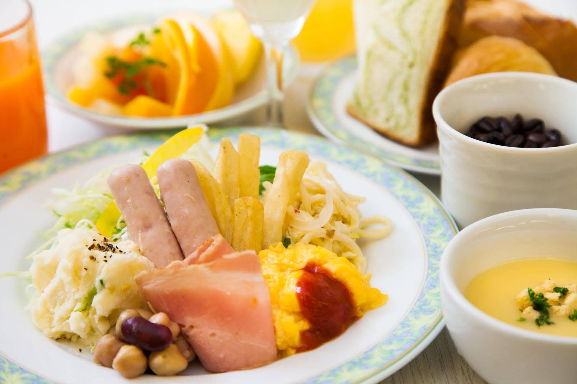 Green Rich Hotel Osaka Airport Ikeda  Экстерьер фото
