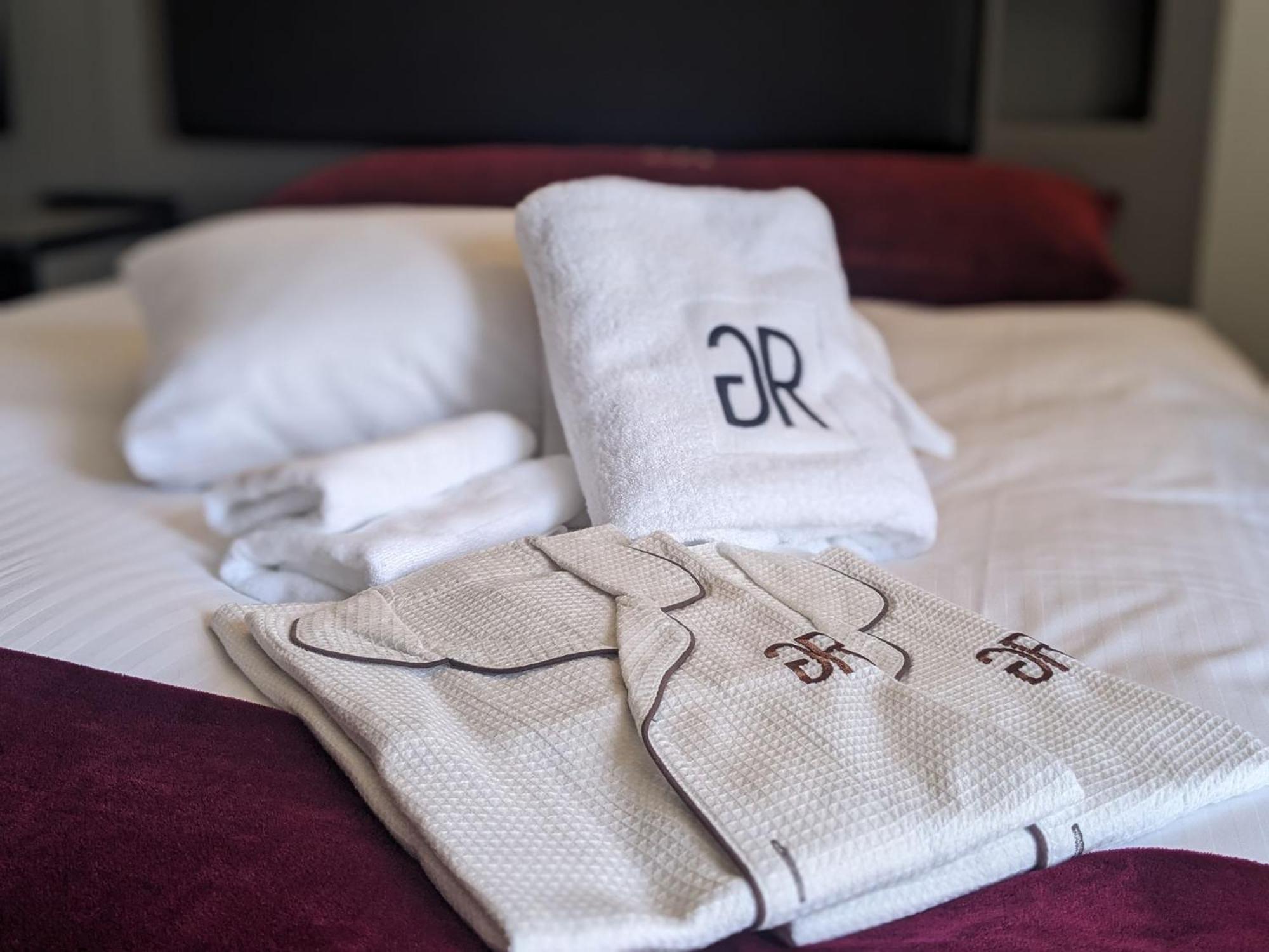 Green Rich Hotel Osaka Airport Ikeda  Экстерьер фото