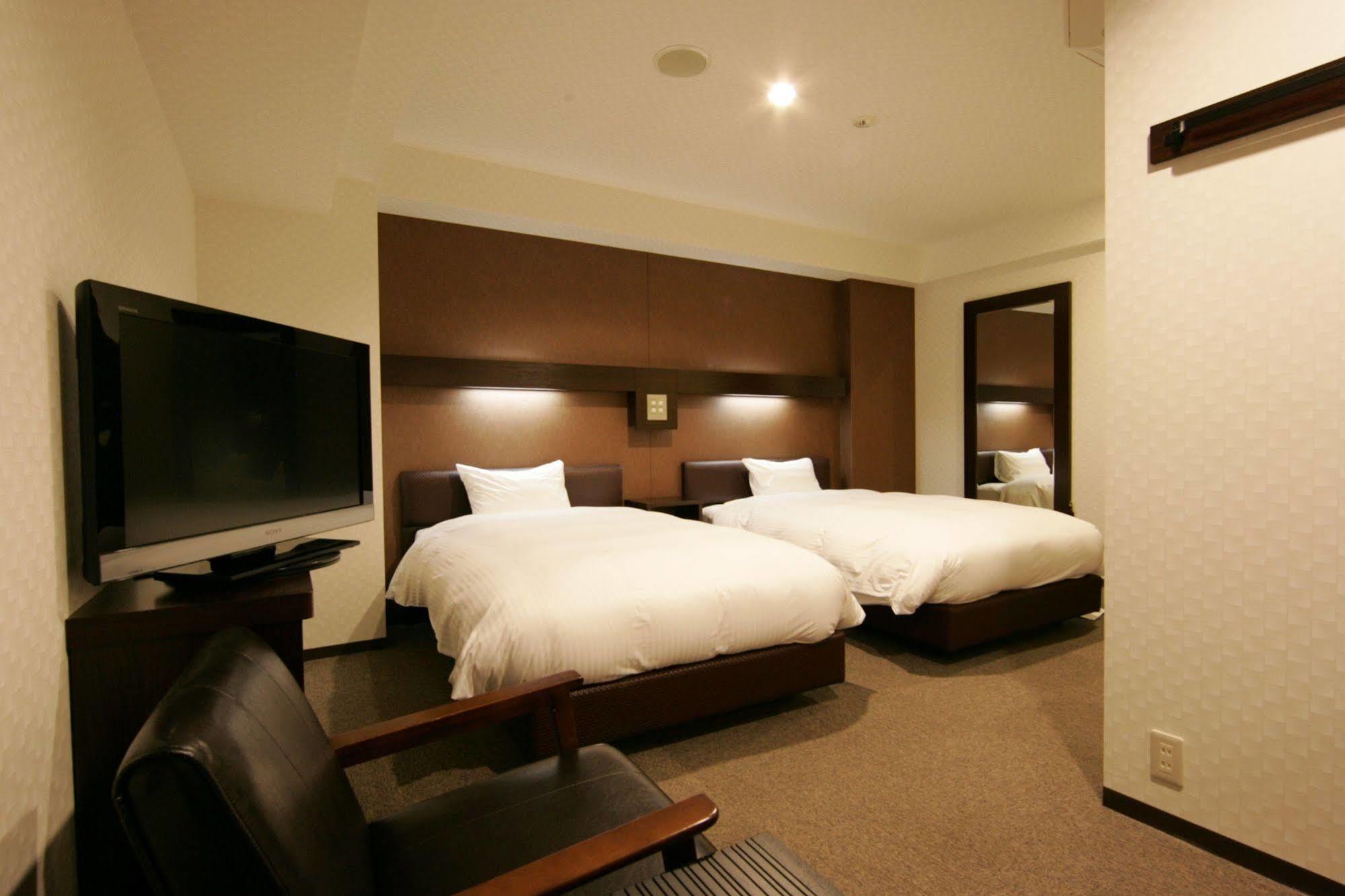 Green Rich Hotel Osaka Airport Ikeda  Экстерьер фото